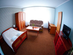 HOTEL pokoje noclegi wypoczynek konferencje imprezy w Swarzędzu Poznań Polska