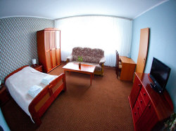 HOTEL pokoje noclegi wypoczynek konferencje imprezy w Swarzędzu Poznań Polska