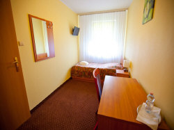 HOTEL pokoje noclegi wypoczynek konferencje imprezy w Swarzędzu Poznań Polska